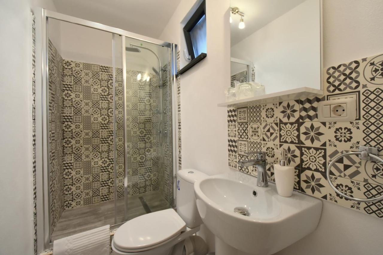 Neferprod Apartments - Is - Cam 06 Τιμισοάρα Εξωτερικό φωτογραφία